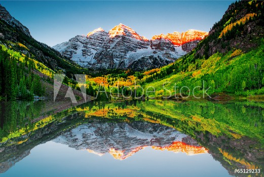 Picture of Sunrise at Maroon bells lake